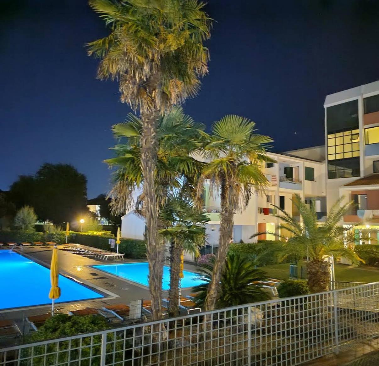 Apartment Caorle De Lux Swimming Pool, Parking, Garden 외부 사진